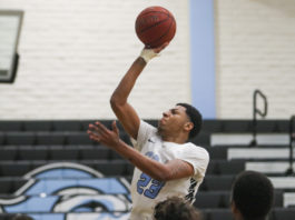 Men’s basketball: Seahawks seek return to conference title with young squad