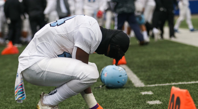 College football: Seahawks fall for trick play, lose bowl game