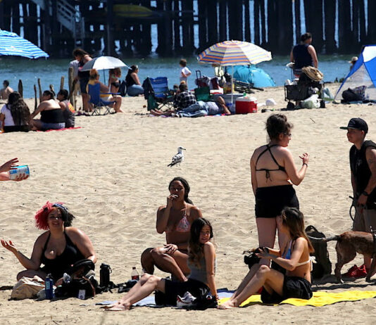 Santa Cruz County health officer again limits access to beaches COVID-19 orders