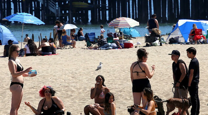 Santa Cruz County health officer again limits access to beaches COVID-19 orders