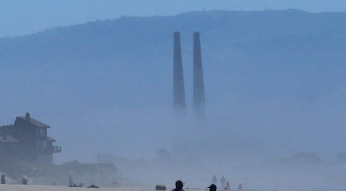 Santa Cruz County restricts beaches, loosens order to reopen several industries Watsonville beach covid-19