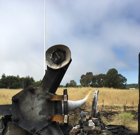 A giant falls: Fire destroys Aptos radio tower Aptos fire antenna