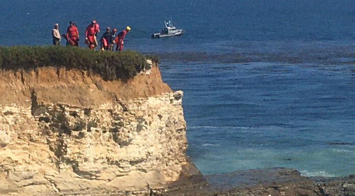 Car plunges off Santa Cruz cliff in high-speed chase santa cruz cliff