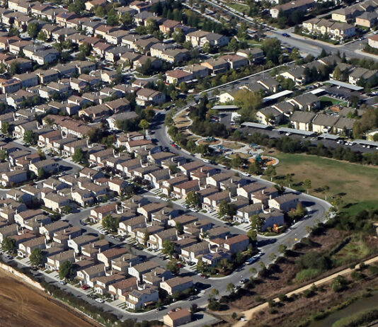 Supervisors pass tenant protection ordinance